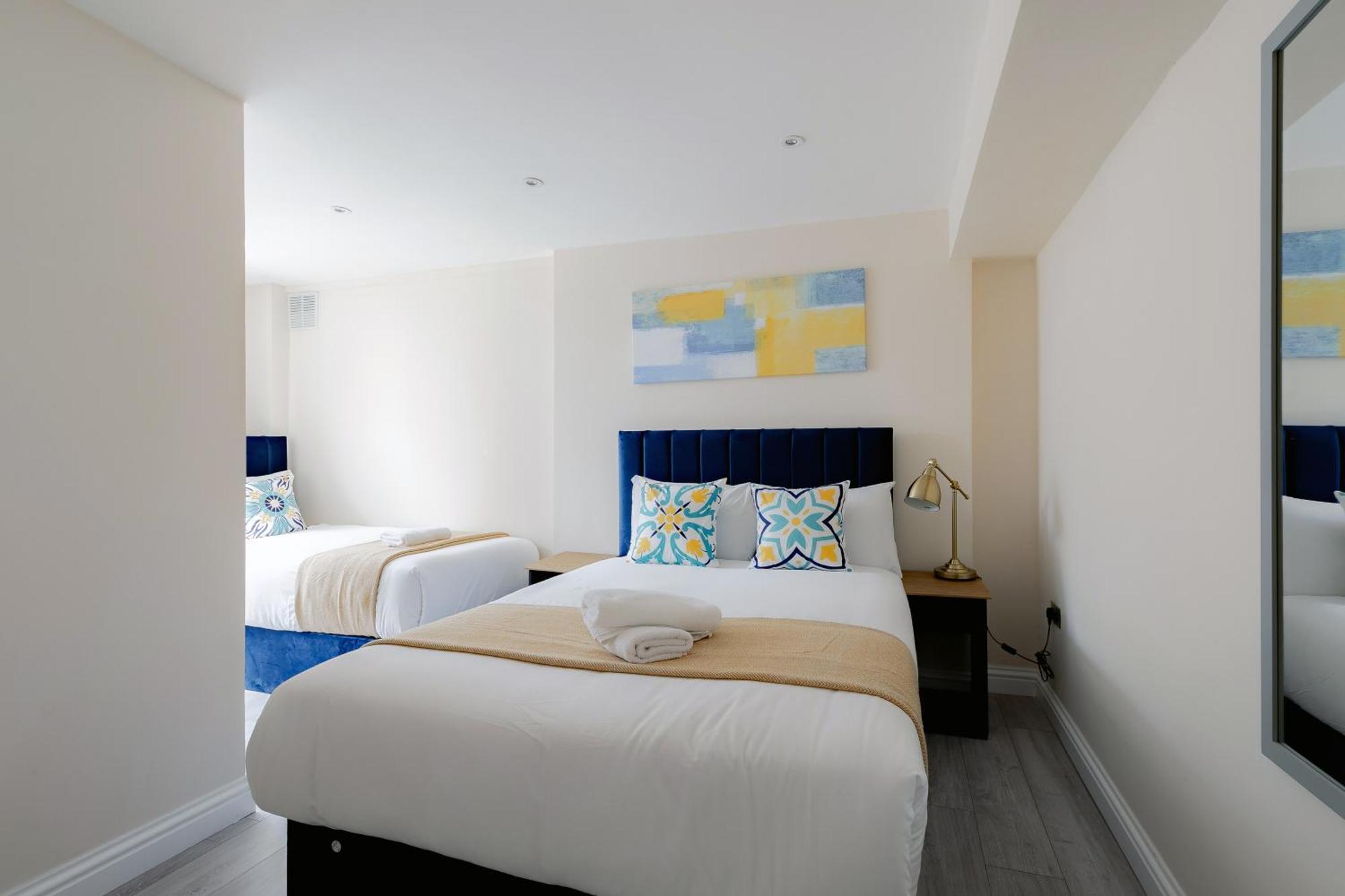 Two Bedroom Apartment Near Hyde Park And Oxford Street Лондон Екстер'єр фото